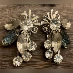 True Vintage Juliana Fireworks Earrings Clear+Smoky Blue Molded Glass Stones